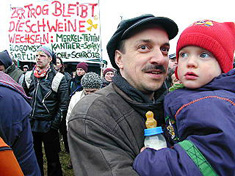 ...der Trog bleibt, die Schweine wechseln...